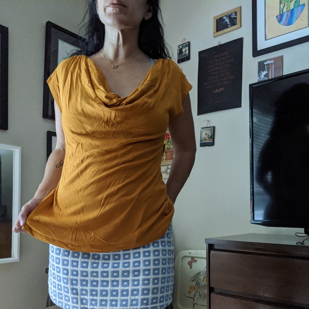 Bundle Of 3 Soft & Simple Size Small Tops | Gap - image 5